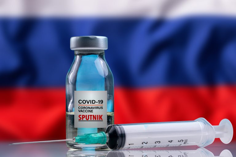 “Sputnik” kalon provën, vaksina ruse kërkon autorizimin për përdorim në Bashkimin Evropian