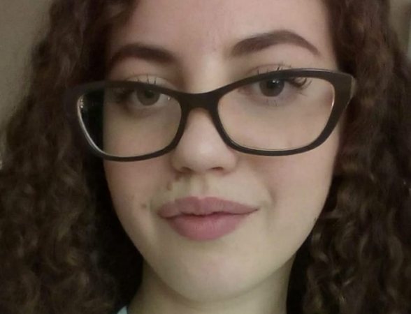 Tragjike/ Mjekja nga Durrësi ndahet nga jeta në moshë shumë të re, mesazhi prekës: Rrezatonte energji diellore! Tragjike/ Mjekja nga Durrësi ndahet nga jeta në moshë shumë të re, mesazhi prekës: Rrezatonte energji diellore!