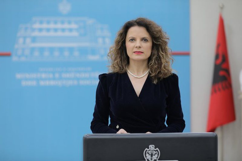 Qeveria kërcënon me izolim të ri, niveli i infeksionit 10 përqind më i ulët se muaji dhjetor Qeveria kërcënon me izolim të ri, niveli i infeksionit 10 përqind më i ulët se muaji dhjetor