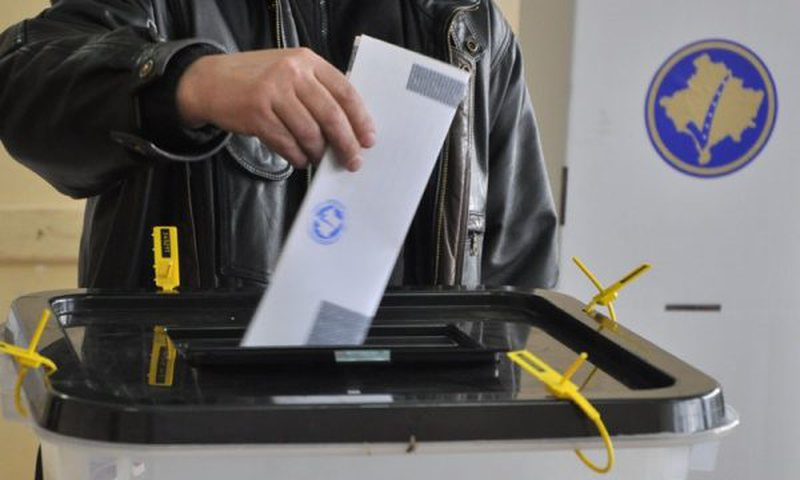 Kosova sot në zgjedhje, hapen qendrat e votimit, kryetarja e KQZ del me thirrjen e fortë Kosova sot në zgjedhje, hapen qendrat e votimit, kryetarja e KQZ del me thirrjen e fortë