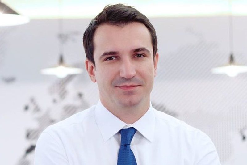 “Ai momenti kur…”, Erion Veliaj i publikon Bashës që në mëngjes videon që po ‘thyen’ rrjetin