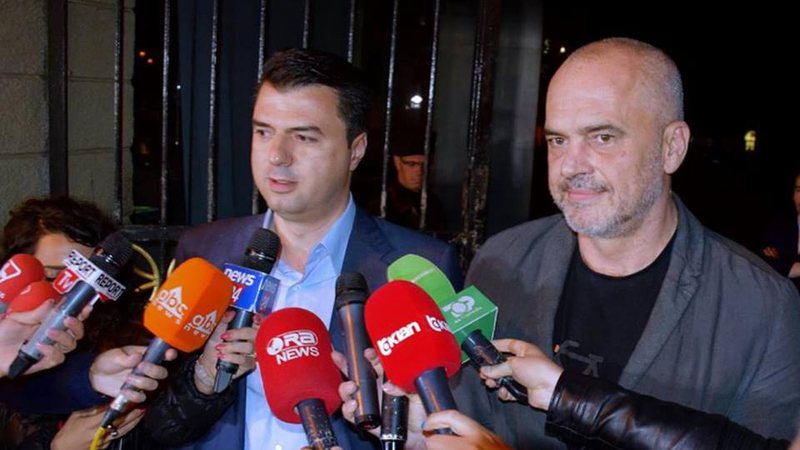 Basha u pret oreksin aleatëve: Bashkëqeverisja me PS opsion i fortë pas zgjedhjeve të 25 prillit! Vuloset ndarja me LSI Basha u pret oreksin aleatëve: Bashkëqeverisja me PS opsion i fortë pas zgjedhjeve të 25 prillit! Vuloset ndarja me LSI