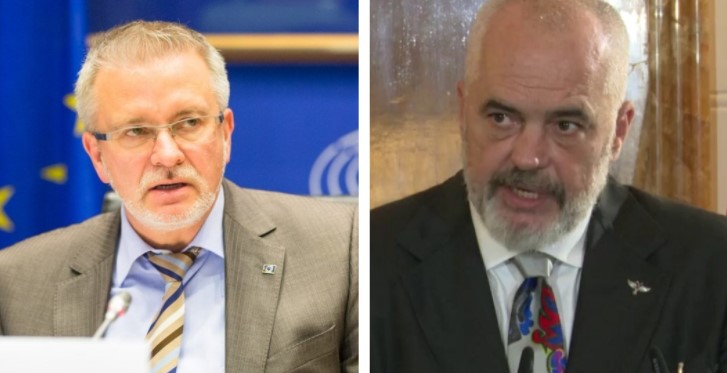 VIDEO/ Rama “flakë për flakë” me eurodeputetin zëdhënës, ose “askushi” i PE, Gahler: Mos na tregojë kushtet se po flasim për shëndetin. Ku je këtu, në ndonjë kafene në Bruksel apo Babrru? VIDEO/ Rama “flakë për flakë” me eurodeputetin zëdhënës, ose “askushi” i PE, Gahler: Mos na tregojë kushtet se po flasim për shëndetin. Ku je këtu, në ndonjë kafene në Bruksel apo Babrru?