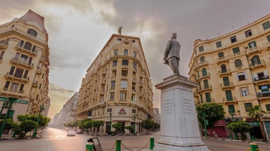 Ringjallja e arkitekturës shqiptare në lagjen e Kajros: Historia e vendosjes së shqiptarëve në Egjipt Ringjallja e arkitekturës shqiptare në lagjen e Kajros: Historia e vendosjes së shqiptarëve në Egjipt