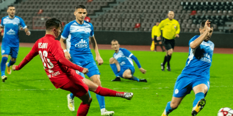 Partizani hapi portën, goli që po shkakon polemika për një gjest “fair-play”