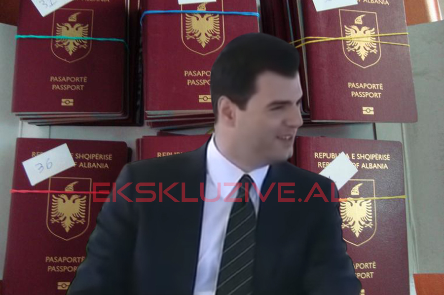 Gjashtë mëkatet e Lulzim Bashës që i zhbëjnë premtimet e tij se do “shpëtojë” Shqipërinë: Nga 7 pasaportat tek lidhja me rusët Gjashtë mëkatet e Lulzim Bashës që i zhbëjnë premtimet e tij se do “shpëtojë” Shqipërinë: Nga 7 pasaportat tek lidhja me rusët