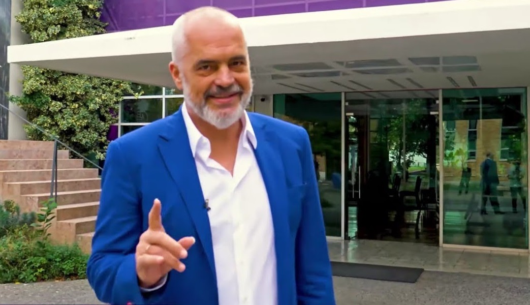 Opozita parlamentare hyn në listat e PS, zbardhen emrat e deputetëve që do kalojnë tek socialistët Opozita parlamentare hyn në listat e PS, zbardhen emrat e deputetëve që do kalojnë tek socialistët