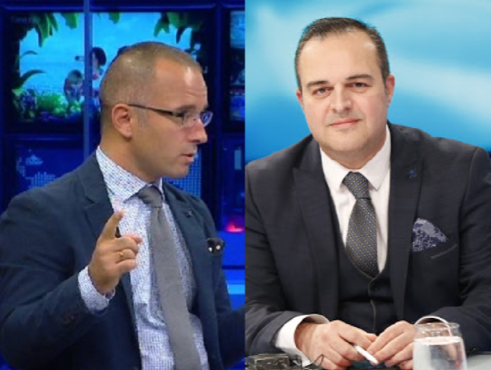 A e ka kaluar covidin ky moderatori sepse duket me pasoja?! Qorton kritikët e mjekut milioner në klinikë shtetrore: Ku ka falas sot? Po pse me 700 mijë lek të vjetra do rrojë ai, ne me atë krenohemi! A e ka kaluar covidin ky moderatori sepse duket me pasoja?! Qorton kritikët e mjekut milioner në klinikë shtetrore: Ku ka falas sot? Po pse me 700 mijë lek të vjetra do rrojë ai, ne me atë krenohemi!