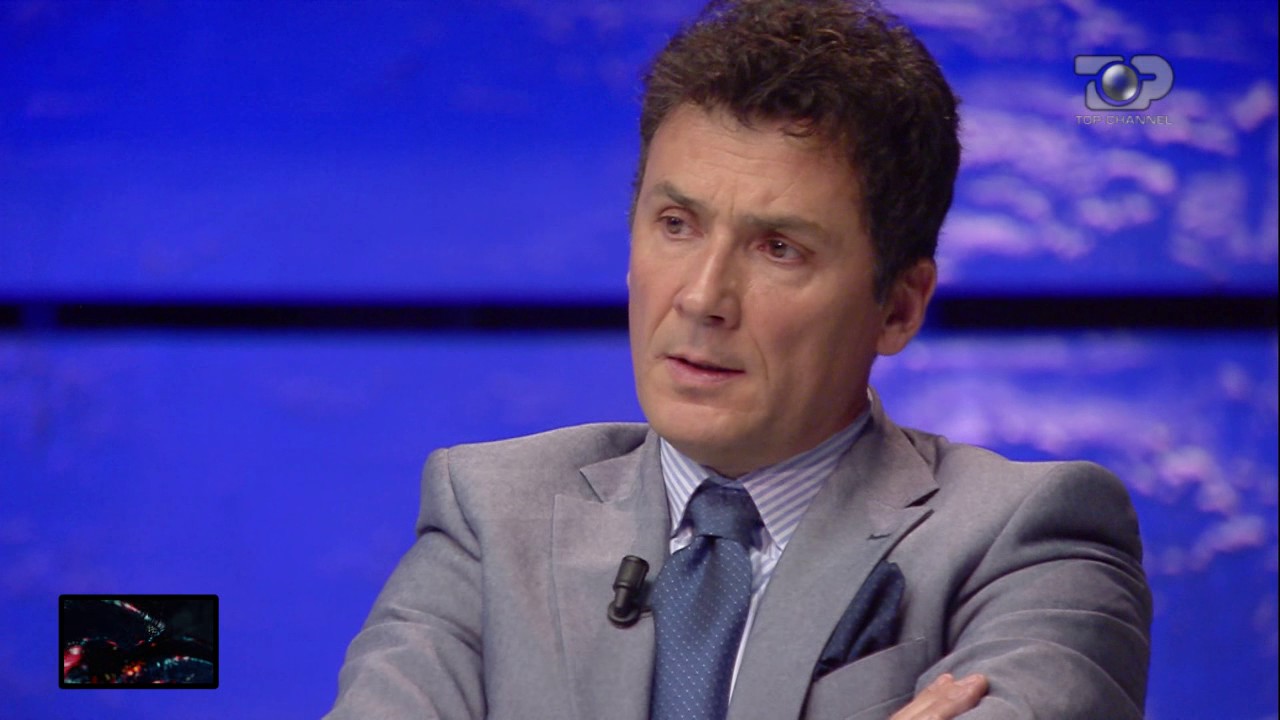 Debat i ashpër… “PS po vë kriminelë në vijën e parë”! Vishaj i kthehet Vasjarit: S’mund të hedhësh baltë! Mos e ngrij zërin! Debat i ashpër… “PS po vë kriminelë në vijën e parë”! Vishaj i kthehet Vasjarit: S’mund të hedhësh baltë! Mos e ngrij zërin!