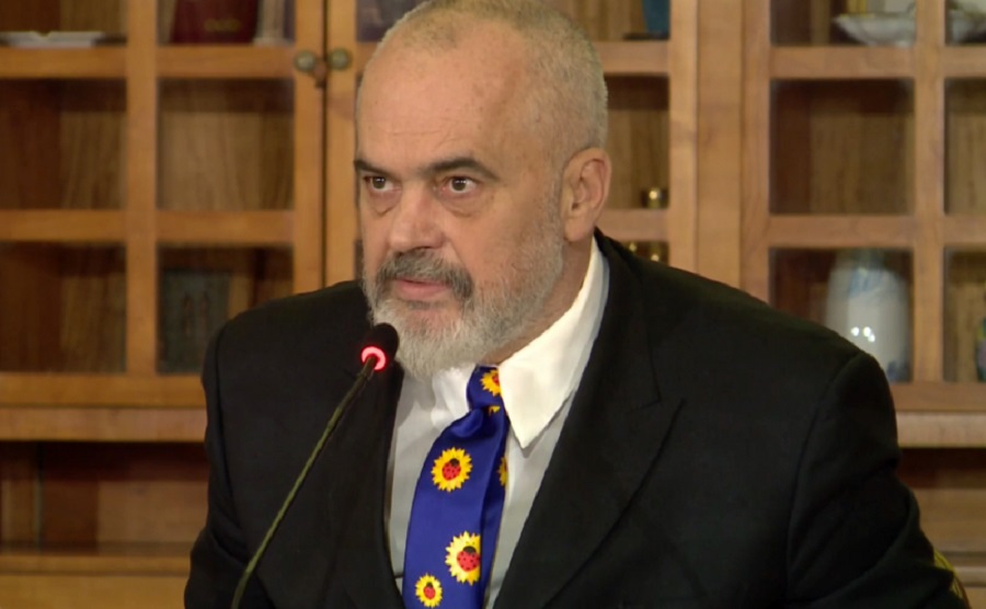 A do t’i kërkosh falje Francës për vaksinimin? Rama ia thotë troç: BE e la Ballkanin jashtë vaksinimit, si të lësh mëlçinë në xhep A do t’i kërkosh falje Francës për vaksinimin? Rama ia thotë troç: BE e la Ballkanin jashtë vaksinimit, si të lësh mëlçinë në xhep