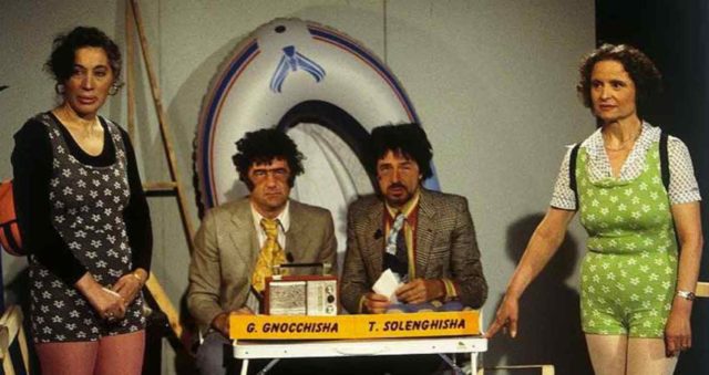 VIDEO/ “Striscia la Berisha”, kur TV italian talleshin me shqiptarët! VIDEO/ “Striscia la Berisha”, kur TV italian talleshin me shqiptarët!