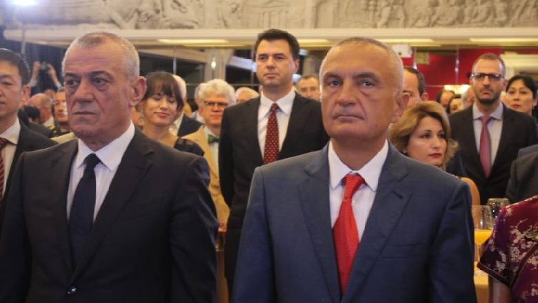 Do dorhiqet si president nëse gruaja humbet zgjedhjet! Meta intrigë për të penguar formimin e qeverisë pas 25 prillit: Mazhoranca plan B Do dorhiqet si president nëse gruaja humbet zgjedhjet! Meta intrigë për të penguar formimin e qeverisë pas 25 prillit: Mazhoranca plan B