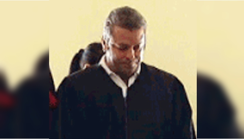 Gjyqtarët rrihen me grushte: Skandali në gjykatën administrative të Vlorës Gjyqtarët rrihen me grushte: Skandali në gjykatën administrative të Vlorës