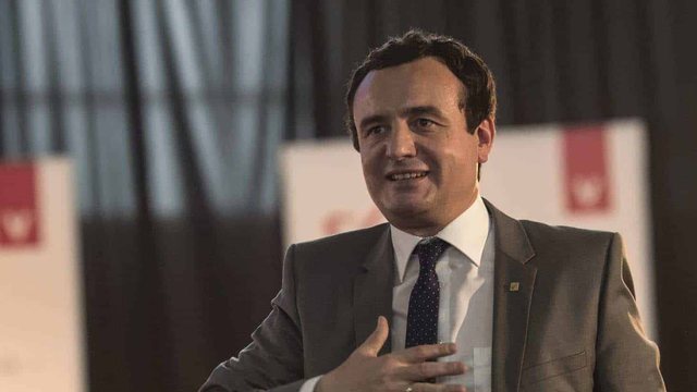 Gati krijimi i kabinetit të ri, sot votohet qeveria “Kurti 2”! LVV bashkon votat me listën joserbe, zbardhet emri i njohur kush është kryeparlamentari i ri Gati krijimi i kabinetit të ri, sot votohet qeveria “Kurti 2”! LVV bashkon votat me listën joserbe, zbardhet emri i njohur kush është kryeparlamentari i ri