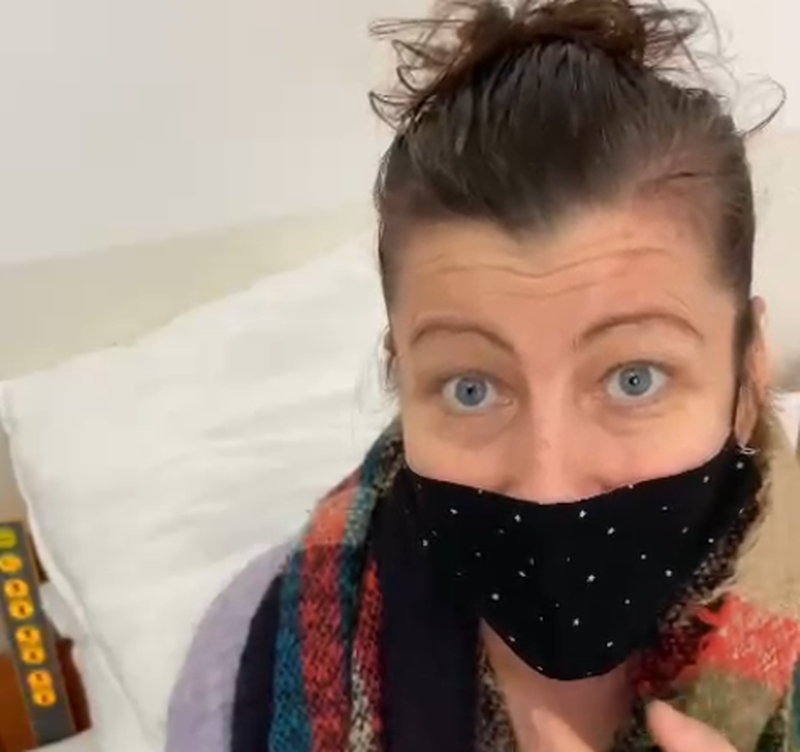 Pacientja mjekes: “Ti je mbretëreshë e spitalit”! Vëllai mashtrues bëri denoncimin e fortë se nuk kishte komunikuar me asnjë mjek: 40-vjeçarja zabrdh të vërtetën Pacientja mjekes: “Ti je mbretëreshë e spitalit”! Vëllai mashtrues bëri denoncimin e fortë se nuk kishte komunikuar me asnjë mjek: 40-vjeçarja zabrdh të vërtetën