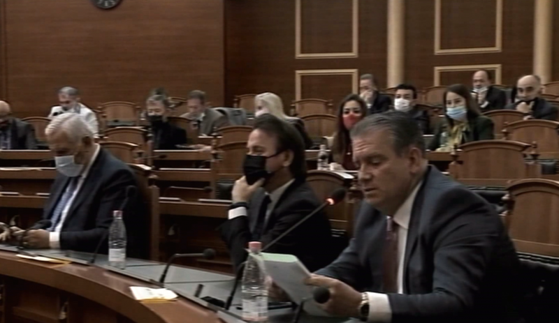 “Më kujtoi atë zonjën nga Berati”! Spiropali i përgjigjet me akuza “shakas së kripur” të deputetit pa parti: Ne nuk jemi koalicioni i Shabanëve!