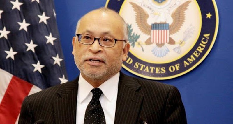 Sherri në Elbasan dhe përplasja e Ilir Metës me policët / Ish-ambasadori amerikan Arvizu del me mesazhin e fuqishëm për politikanët shqiptarë Sherri në Elbasan dhe përplasja e Ilir Metës me policët / Ish-ambasadori amerikan Arvizu del me mesazhin e fuqishëm për politikanët shqiptarë