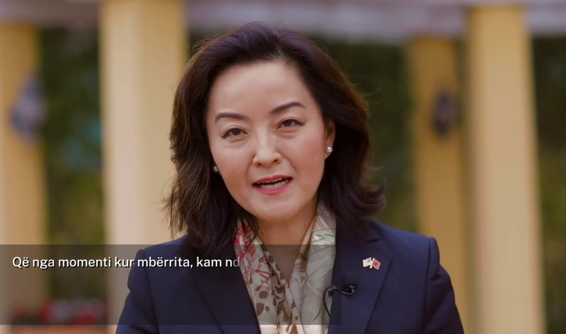 “Shqipëria është e veçantë”! Ambasadorja Yuri Kim del me mesazhin e fuqishëm dhe bën premtimin e madh për vendin tonë (Video)