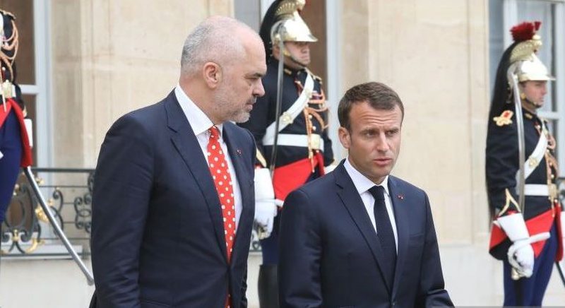Dalin detaje të reja nga takimi i Ramës me Macron: Ja sa do të qëndrojë kryeministri në Francë! Dalin detaje të reja nga takimi i Ramës me Macron: Ja sa do të qëndrojë kryeministri në Francë!