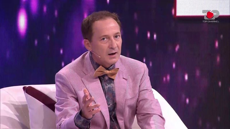 “I tërbon djemtë, po u jep d.rogë”! Arjan Konomi hedh akuzat e rënda ndaj konkurrentit dhe kërkon arrestimin e tij: Më kanë thënë gazetaret! Në takimet e tij është shpërfytyruar! “I tërbon djemtë, po u jep d.rogë”! Arjan Konomi hedh akuzat e rënda ndaj konkurrentit dhe kërkon arrestimin e tij: Më kanë thënë gazetaret! Në takimet e tij është shpërfytyruar!