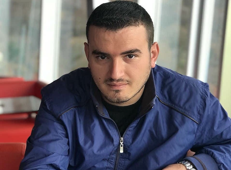 Pas tre ditësh kërkime te ‘Casa Italia’, zjarrfikësit gjejnë trupin e Arjan Salës Pas tre ditësh kërkime te ‘Casa Italia’, zjarrfikësit gjejnë trupin e Arjan Salës