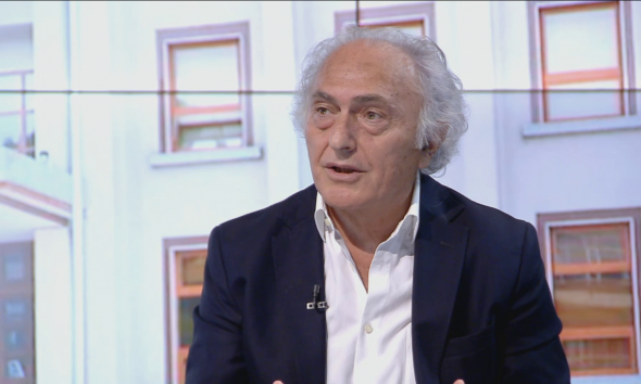 “Do vish se ta çova Ilir Metën”: Pse nuk mund të qeshet me gjithçka