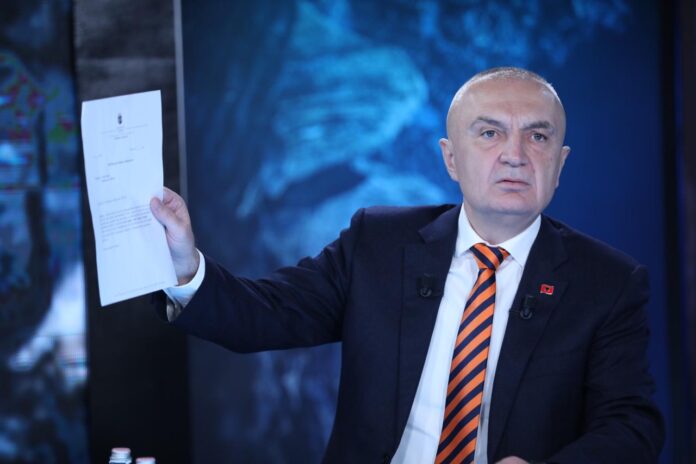 Meta pas “vaksinës” së qytetarëve në rrjetet sociale: Po fitoi 71 mandate Rama, i jap dorën dhe mandatin e presidentit. S’kam pse rri edhe 1 vit Meta pas “vaksinës” së qytetarëve në rrjetet sociale: Po fitoi 71 mandate Rama, i jap dorën dhe mandatin e presidentit. S’kam pse rri edhe 1 vit