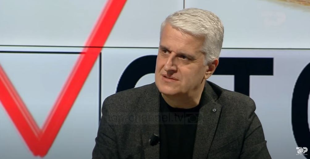 “Mercenarë nga Shqipëria dhe Kosova po rekrutohen për luftën në Donbas”, Pandeli Majko reagon pas deklaratës së Lavrov: Ambasada ruse të japë shpjegime “Mercenarë nga Shqipëria dhe Kosova po rekrutohen për luftën në Donbas”, Pandeli Majko reagon pas deklaratës së Lavrov: Ambasada ruse të japë shpjegime