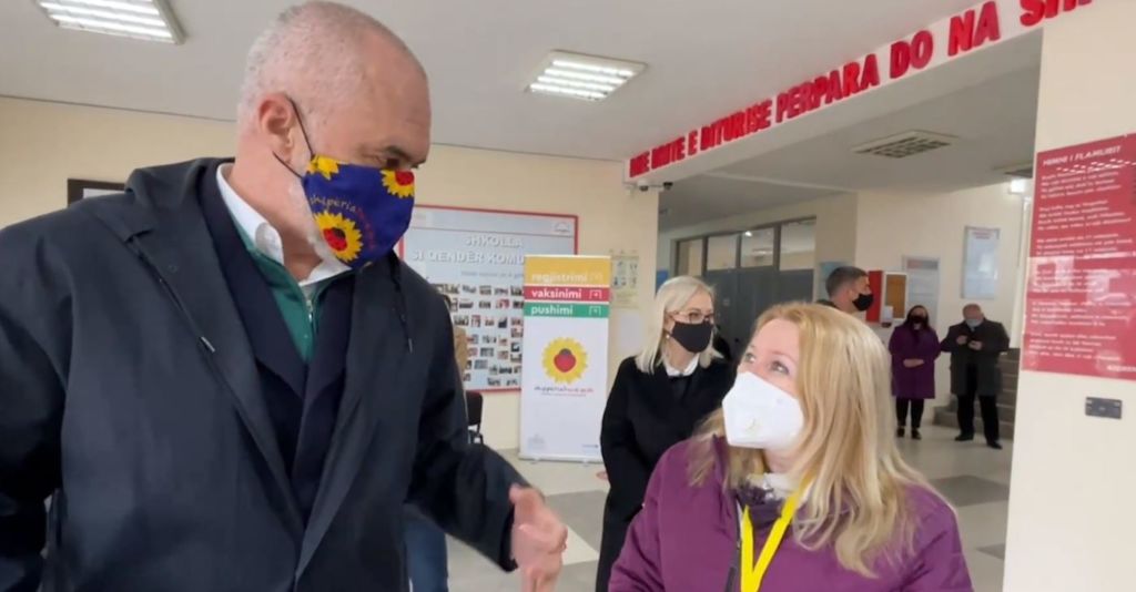 Rama: Do ta dyndim Shqipërinë me vaksina! Për pak ditë do të sjellim një mal me doza