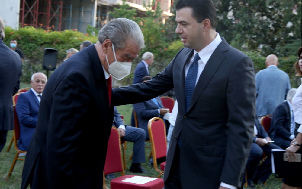 Arritjet e grabitjeve të Bashës dhe Berishës që mburren nga rondobonxhot me akses në televizion, në fakt ishin turpi dhe fundi politik i tyre