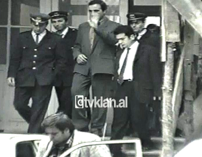 Shkrihet FRD e Bamir Topit! Basha nuk i ndahet partive pa asnjë anëtarë, koalicion veç me policin e 14 shtatorit Sali Shehu (Dokumenti)