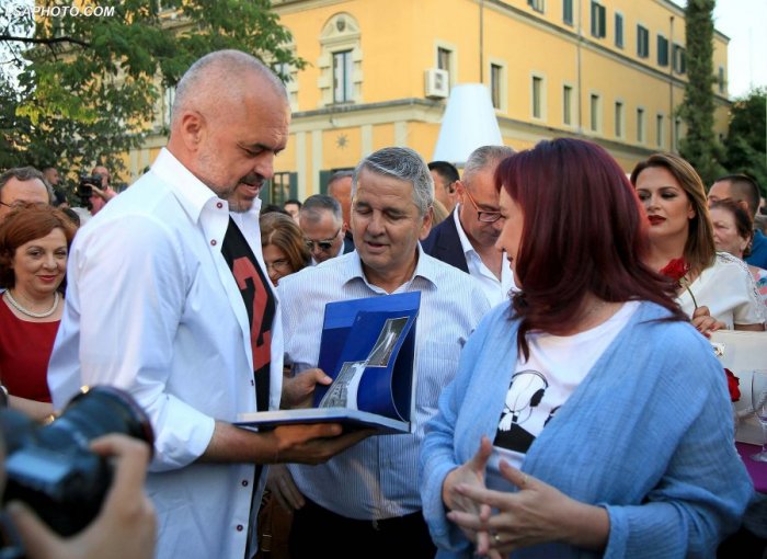 Doktor Halim Kosova: Luli më vendosi sekretarin e Albana Vokshit për mjeksinë! Gati të ndërroj ekip politik për të kontribuar për shëndetësinë, kaloj dhe me PS nëse më fton Edi Rama
