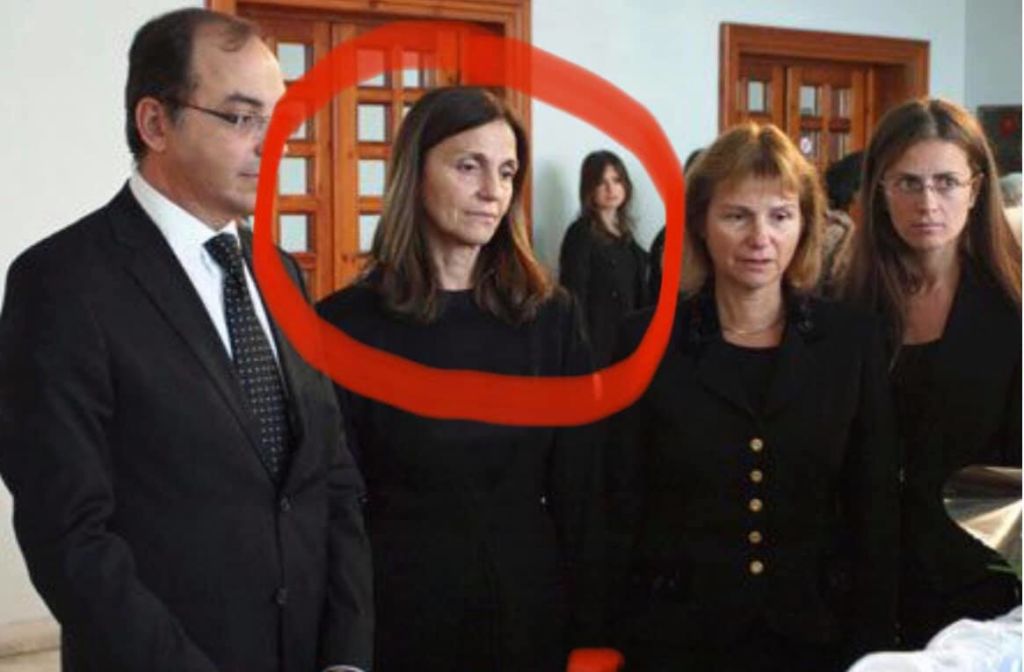 Pse askush s’e njeh emrin e kësaj gruaje në Shqipëri? Pse askush s’e njeh emrin e kësaj gruaje në Shqipëri?