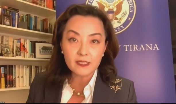 Nënshkruhet Memorandumi për futjen e gazit të lëngshëm nga SHBA, Yuri Kim: Gur themeli i lidhjeve të tjera ekonomike Nënshkruhet Memorandumi për futjen e gazit të lëngshëm nga SHBA, Yuri Kim: Gur themeli i lidhjeve të tjera ekonomike