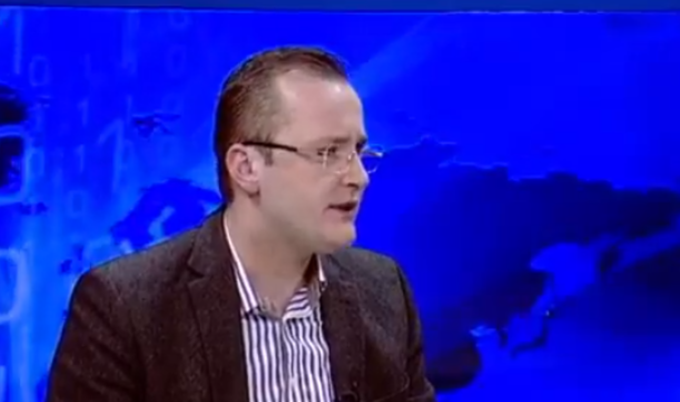 Nënkryetari i FRPD-së kërcënon Bashën: Jap dorëheqjen nëse nuk shoh të rinjtë në lista, nuk jemi gomerë që bredhim pas lidershipeve ne Nënkryetari i FRPD-së kërcënon Bashën: Jap dorëheqjen nëse nuk shoh të rinjtë në lista, nuk jemi gomerë që bredhim pas lidershipeve ne