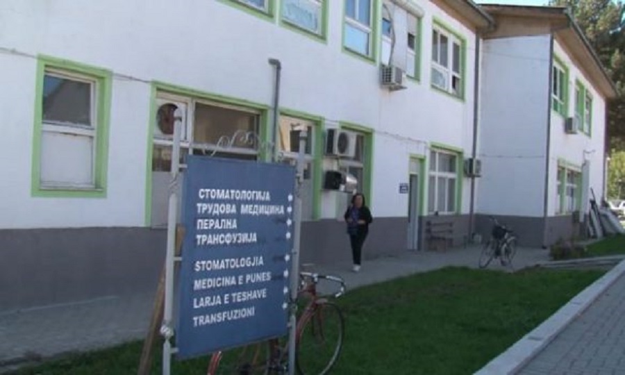 Nënës së re nga Dibra e Madhe i hoqën tre organe pas lindjes: Shkarkohet drejtori i spitalit Nënës së re nga Dibra e Madhe i hoqën tre organe pas lindjes: Shkarkohet drejtori i spitalit