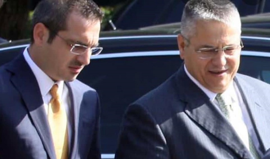 Saimir Tahiri kujton kohën me mikun e tij Bashkim Fino në Kuvend: Ehh mo Baç, nuk bëri shaka kjo Saimir Tahiri kujton kohën me mikun e tij Bashkim Fino në Kuvend: Ehh mo Baç, nuk bëri shaka kjo