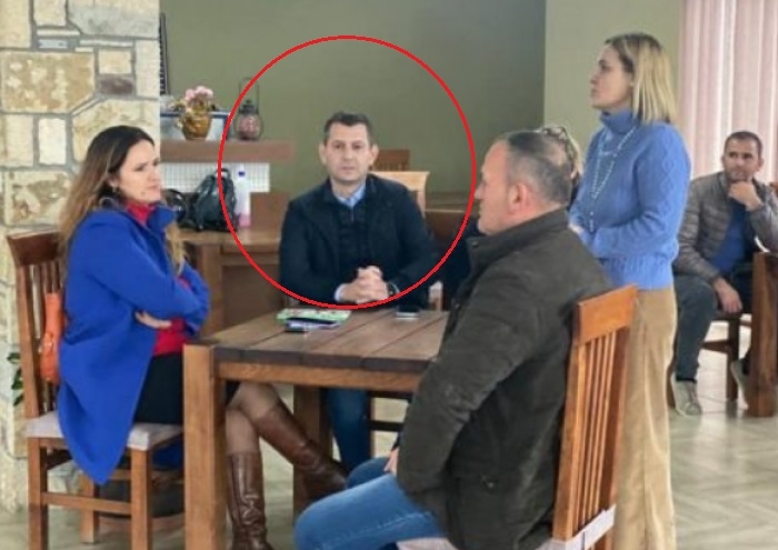 Monika “mbetet” me 99 deputetë! Arrestohet në gjendje të dehur kandidat për deputet i LSI Sokol Skura, në 2015-n përplasi një qytetar për vdekje Monika “mbetet” me 99 deputetë! Arrestohet në gjendje të dehur kandidat për deputet i LSI Sokol Skura, në 2015-n përplasi një qytetar për vdekje