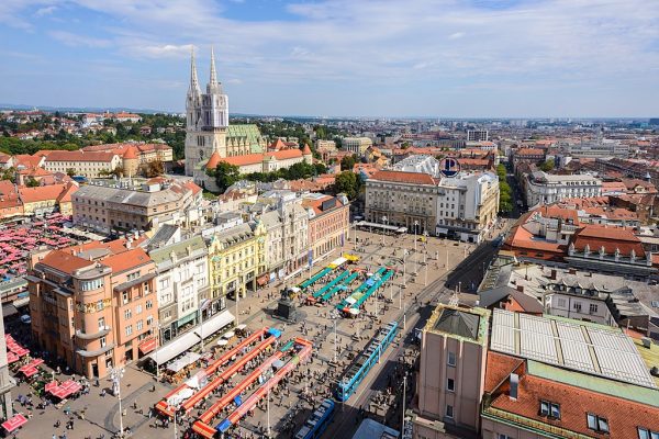 Gazetarja kroate: Një vit pas tërmetit në Zagreb, rindërtimi ende nuk ka nisur (ndryshe nga Shqipëria)