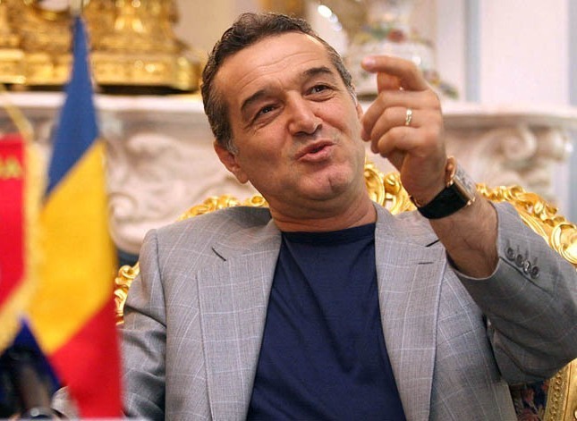 Presidenti i ekipit të njohur europian: Babain e kam shqiptar, jam rritur me deIet! Babai im nga delet u bë një biznesmen i fuqishëm