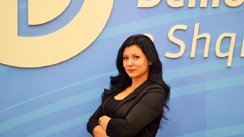 Një grua në krye të bandës paramilitare të PD-së! Disa fakte rreth strukturës së paligjshme që nga krijimi, përbërja dhe mënyra e veprimit Një grua në krye të bandës paramilitare të PD-së! Disa fakte rreth strukturës së paligjshme që nga krijimi, përbërja dhe mënyra e veprimit