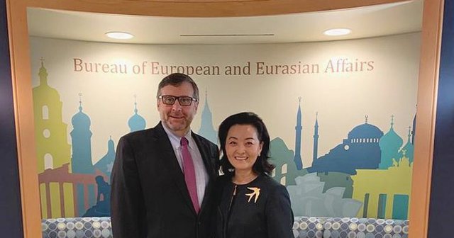Ambasadorja Yuri Kim ka qenë e qartë: Matthew Palmer paralajmëron Shqipërinë për zgjedhjet e 25 prillit Ambasadorja Yuri Kim ka qenë e qartë: Matthew Palmer paralajmëron Shqipërinë për zgjedhjet e 25 prillit