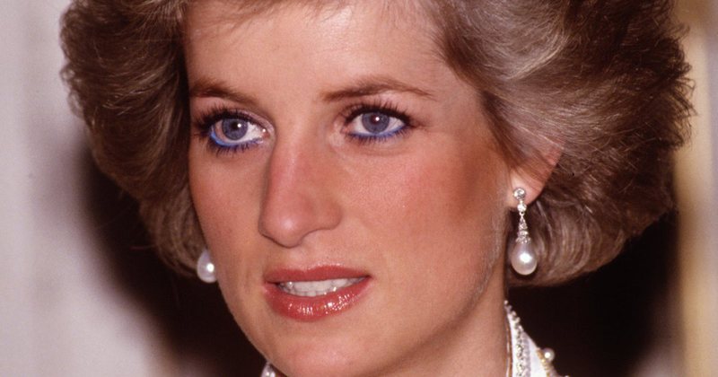 Pallati Mbretëror nuk e respektoi testamentin e Princeshë Diana, shkelën kërkesat e saj të fundit, mediat britanike zbardhin misterin Pallati Mbretëror nuk e respektoi testamentin e Princeshë Diana, shkelën kërkesat e saj të fundit, mediat britanike zbardhin misterin