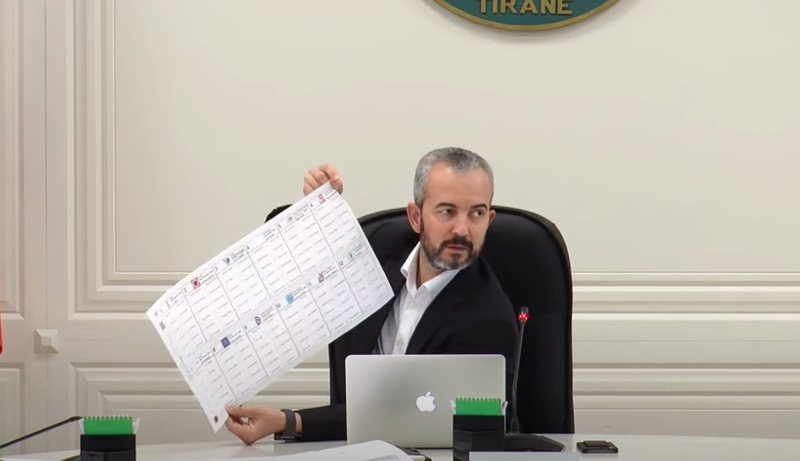 KQZ tregon proceduarat si do të votohet në 25 prill: Ja rastet kur vota del e pavlefshme! Yuri Kim kërkon zgjedhje të lira dhe të ndershme