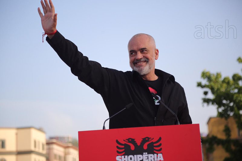 Pas eliminimit të Ilir Metës dhe deklaratës së SHBA për të ndërhyrë në Ballkan, vendi drejt bashkëqeverisjes, Rama ftesë pa kushte Bashës