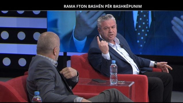 DEBATI/ “Mua mos më drejto gishtin, je mpirë nga trutë e kokës nga Basha”! Murrizi përplaset me kandidatin e PD në Durrës