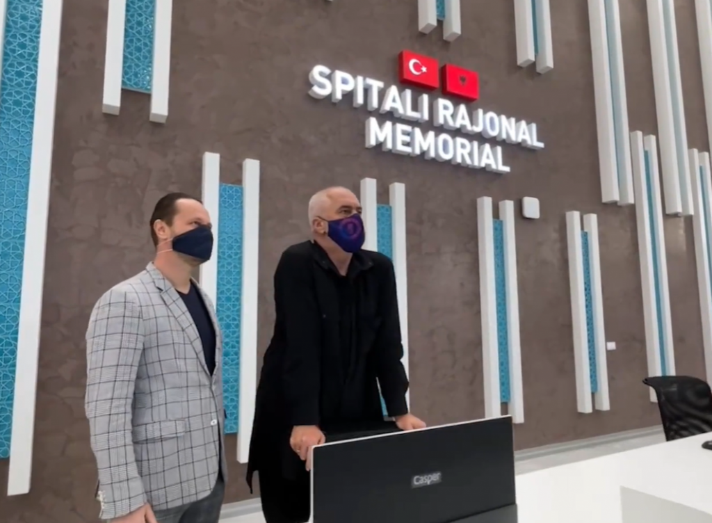 “Një fazë e re e ngjitjes në majën ku duam dhe meritojnë shqiptarët”, kryeministri Rama jep lajmin e shumëpritur (Video)