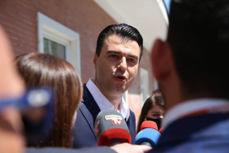 VIDEO: Një mësim i vogël për kryetarin e PD-së, nga Preç Zogaj