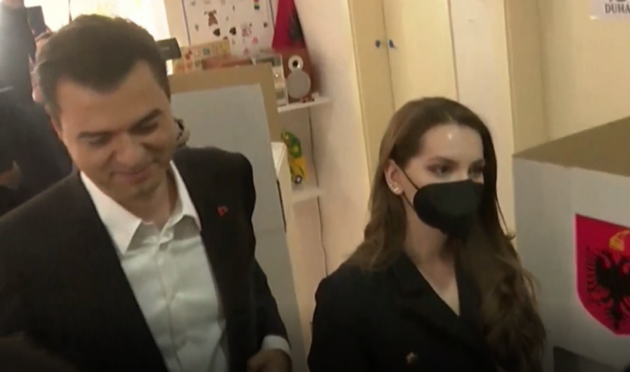 Popull sovran, apo popull legen?