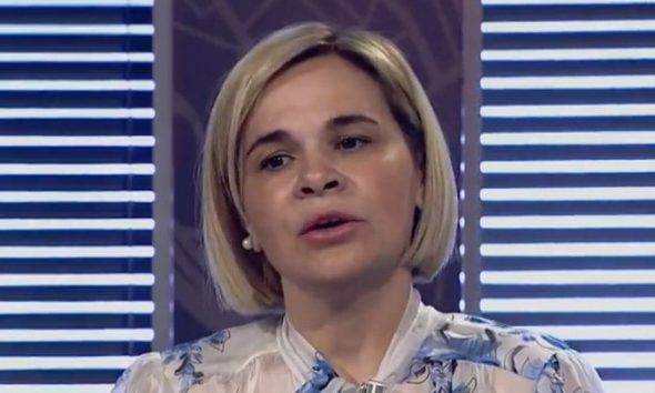 “Ramës, do t’i ha veshin, do ta çoj në burg”! “Ministrja e Brëndshme” në pritje Kryemadhi tërhiqet papritur